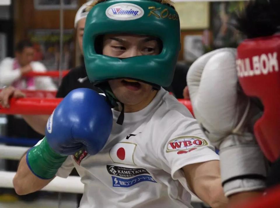 AKNM, 机会实现自