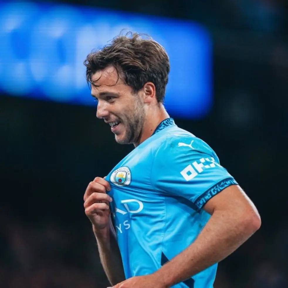 Xu, 曼彻斯特晚, 的伤病为腹