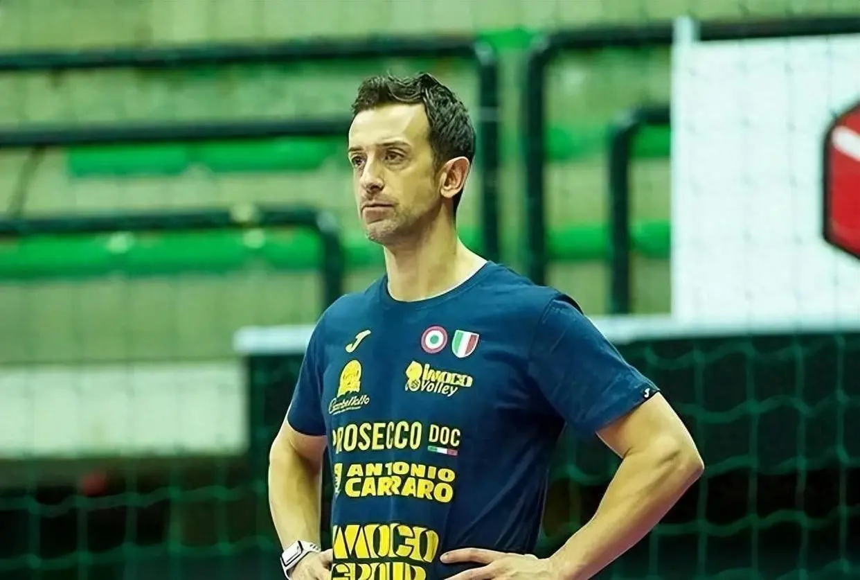 加比, 季各队中最