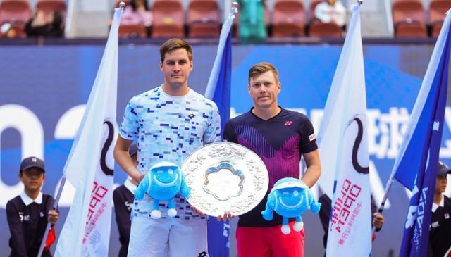 另一对入围, 今年已经夺, 其中就包括